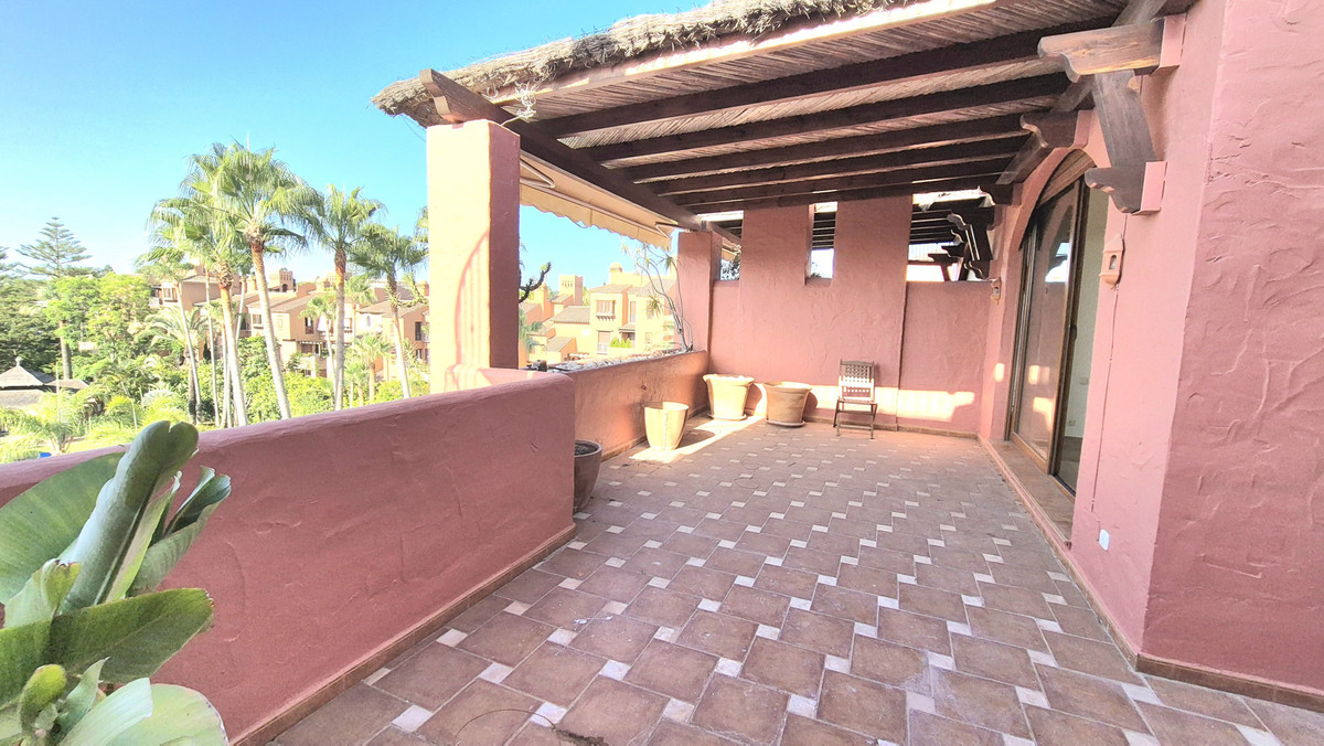 3 Bed Apartment for sale in Guadalmina Baja Costa Del Sol, Málaga, Spain