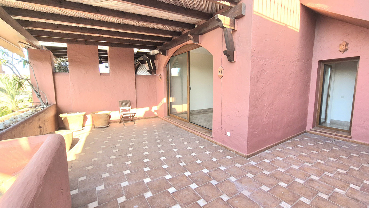 3 Bed Apartment for sale in Guadalmina Baja Costa Del Sol, Málaga, Spain
