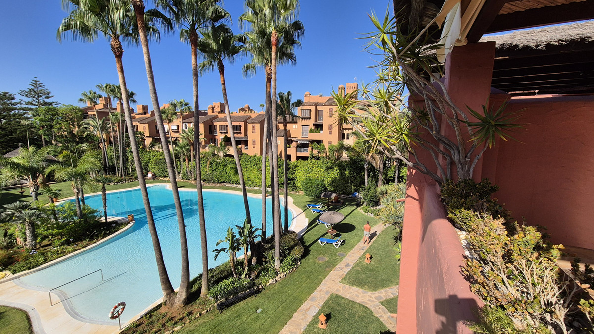 3 Bed Apartment for sale in Guadalmina Baja Costa Del Sol, Málaga, Spain