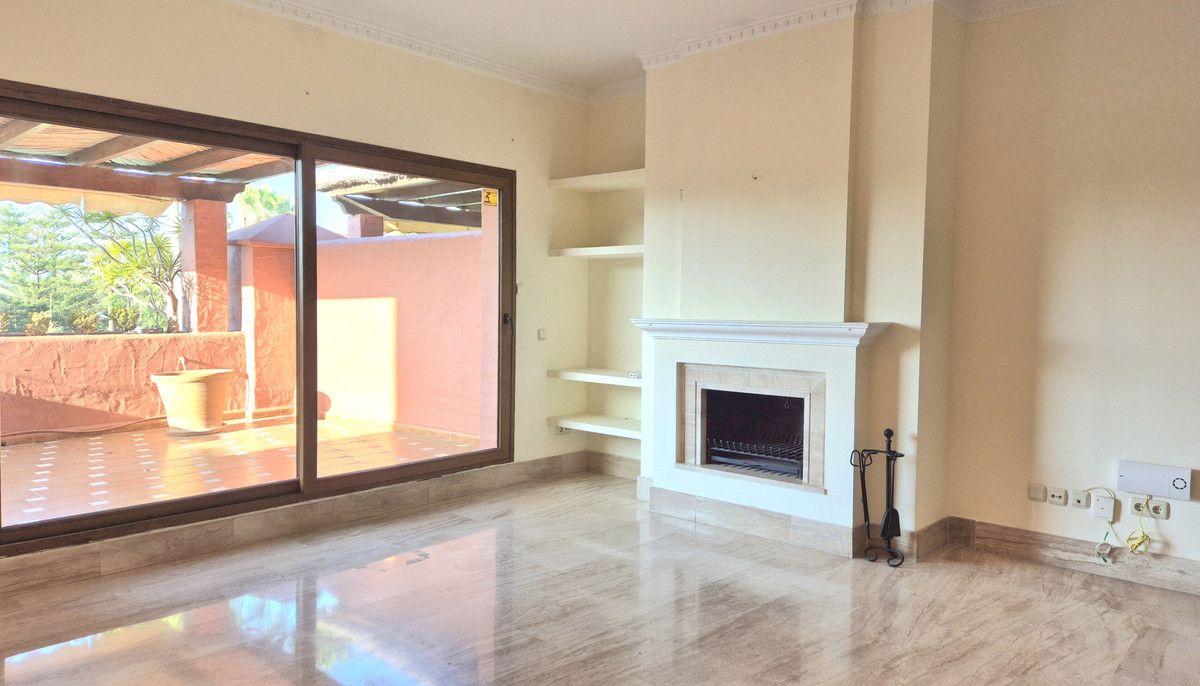 3 Bed Apartment for sale in Guadalmina Baja Costa Del Sol, Málaga, Spain