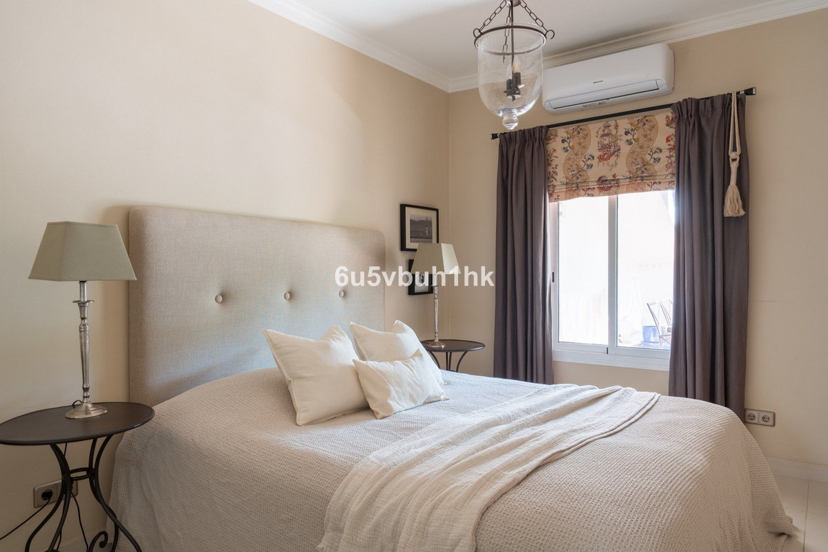 2 Bed Apartment for sale in Nueva Andalucía Costa Del Sol, Málaga, Spain