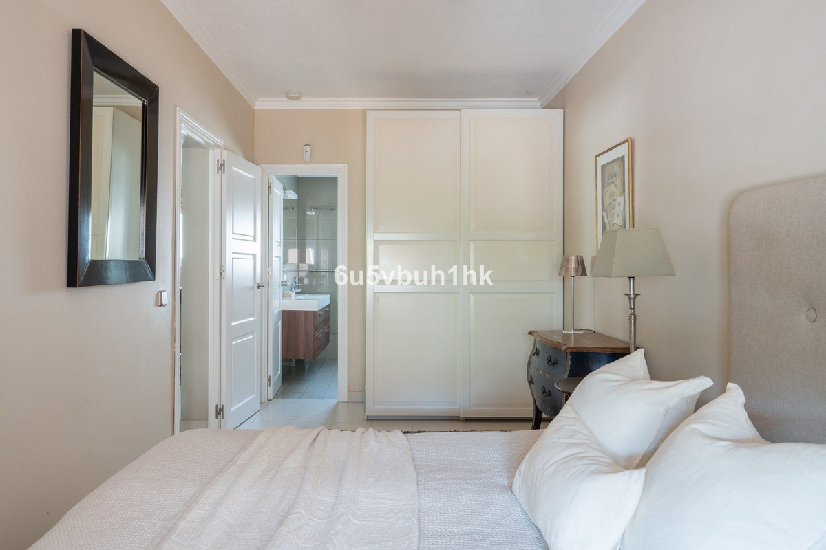 2 Bed Apartment for sale in Nueva Andalucía Costa Del Sol, Málaga, Spain