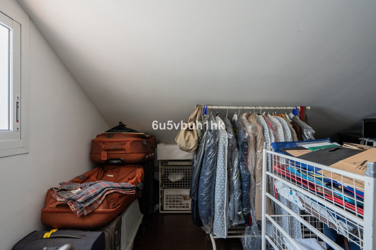2 Bed Apartment for sale in Nueva Andalucía Costa Del Sol, Málaga, Spain