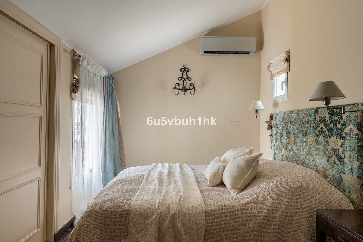 2 Bed Apartment for sale in Nueva Andalucía Costa Del Sol, Málaga, Spain