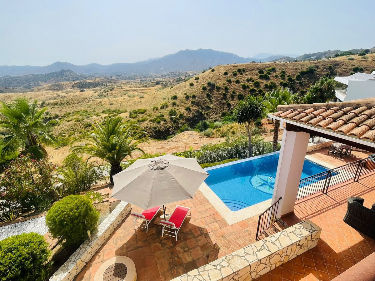 3 Bed Townhouse for sale in Valtocado Costa Del Sol, Málaga, Spain