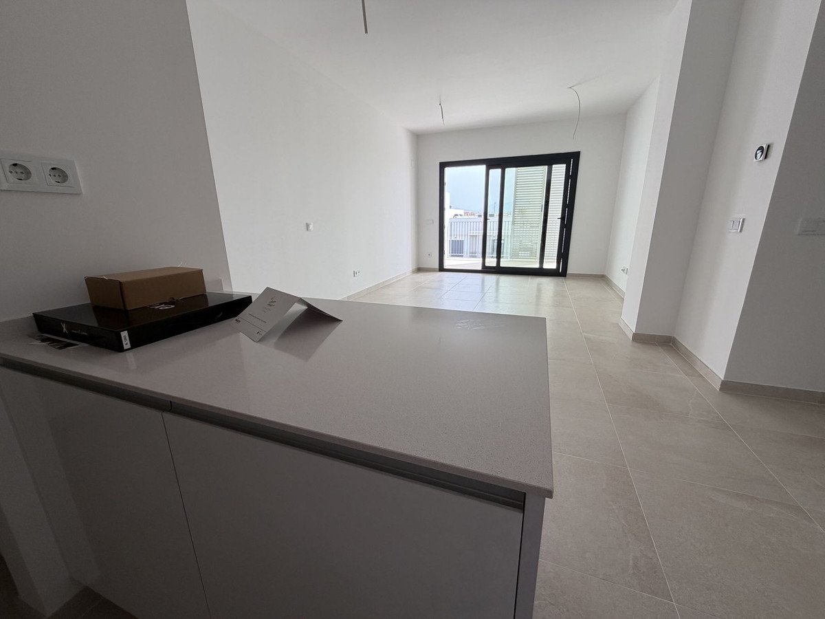 2 Bed Apartment for sale in Estepona Costa Del Sol, Málaga, Spain