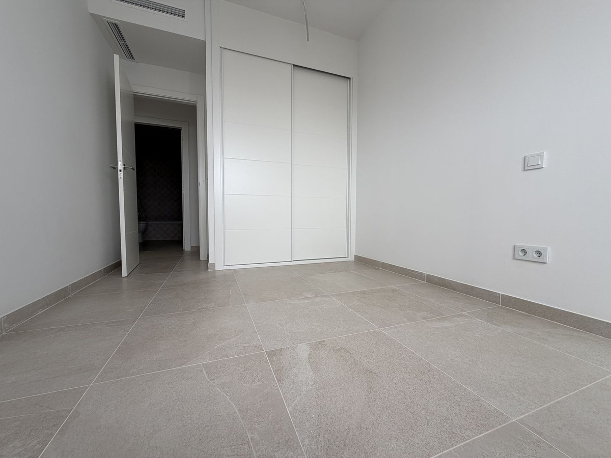2 Bed Apartment for sale in Estepona Costa Del Sol, Málaga, Spain