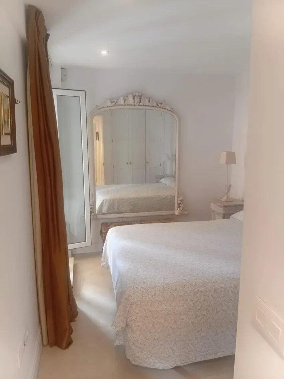 2 Bed Apartment for sale in The Golden Mile Costa Del Sol, Málaga, Spain