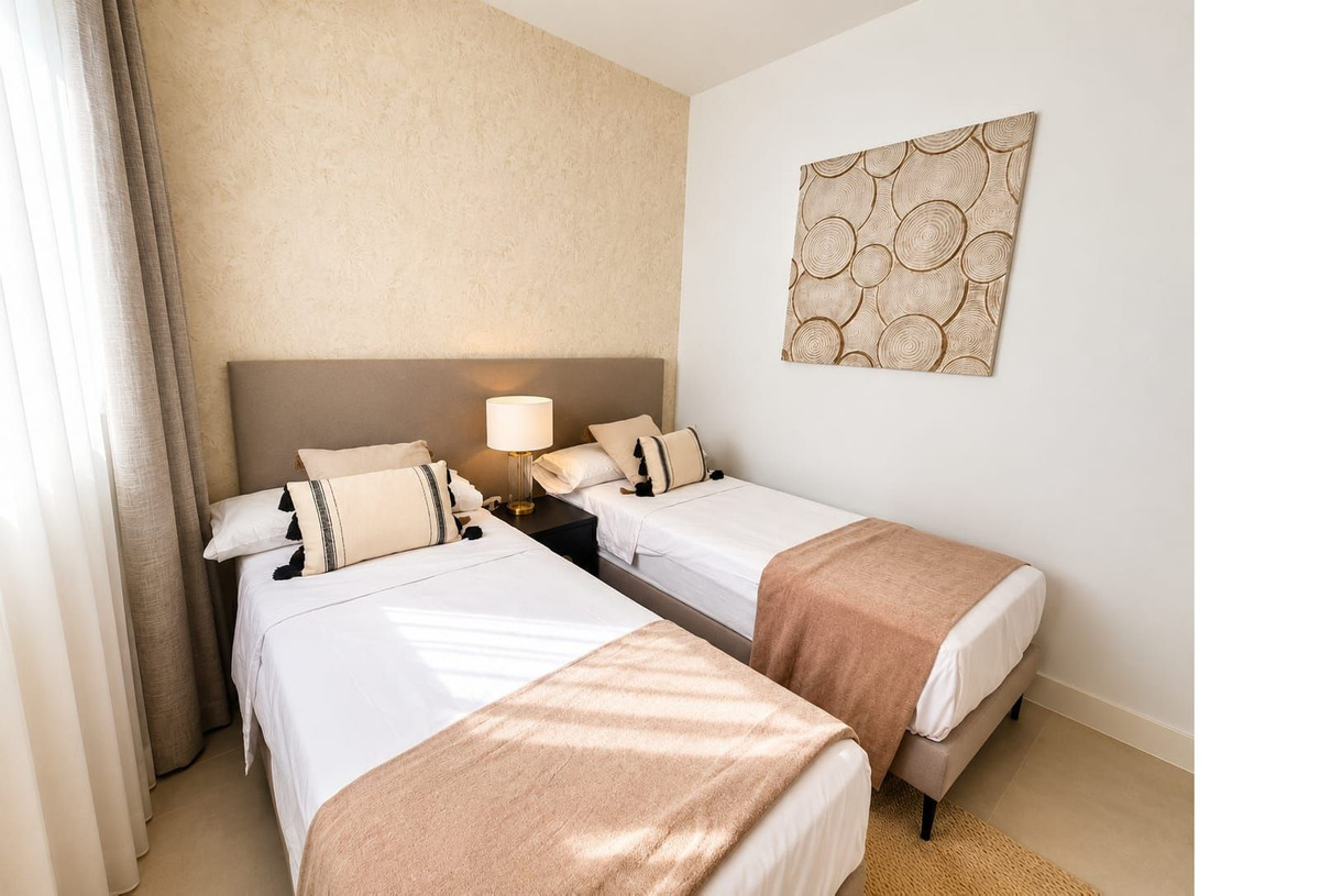 2 Bed Apartment for sale in Higueron Costa Del Sol, Málaga, Spain