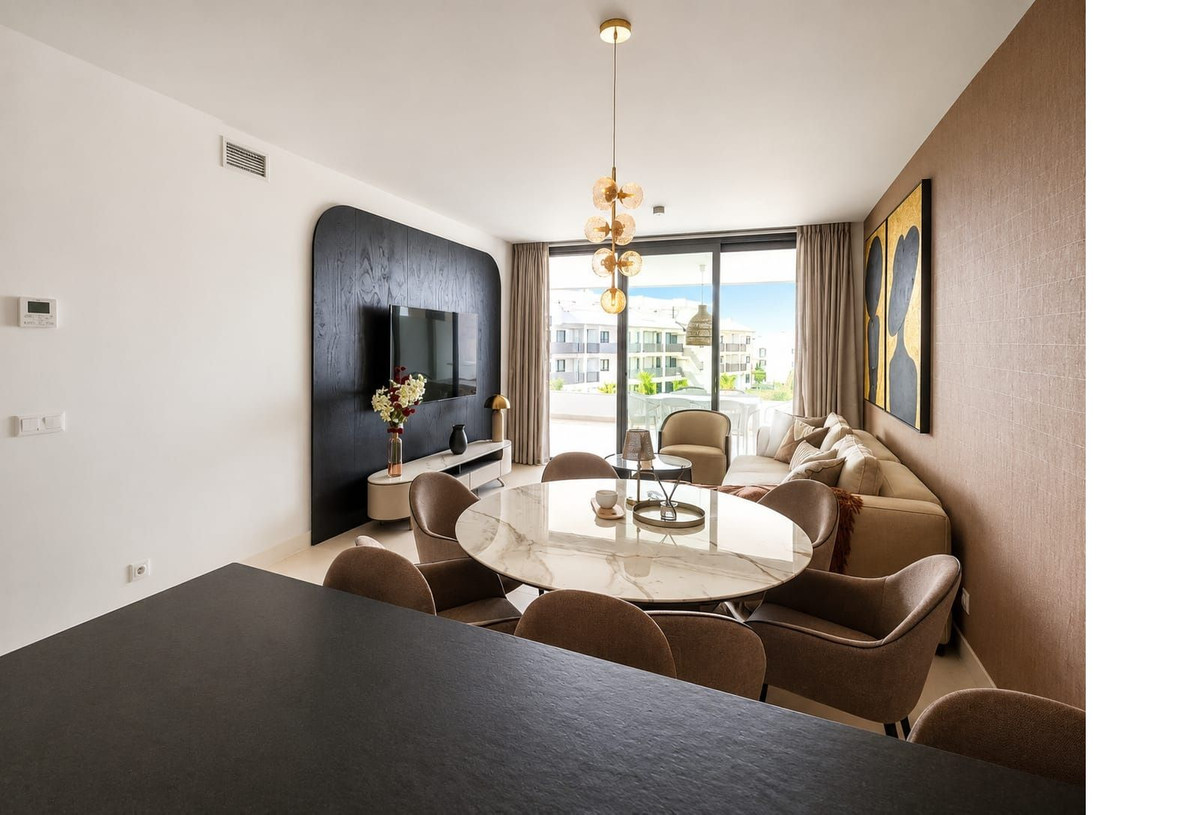 2 Bed Apartment for sale in Higueron Costa Del Sol, Málaga, Spain
