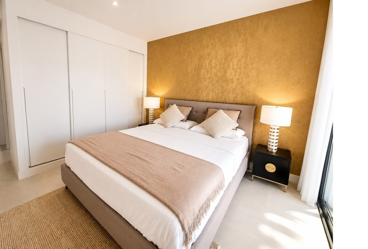 2 Bed Apartment for sale in Higueron Costa Del Sol, Málaga, Spain