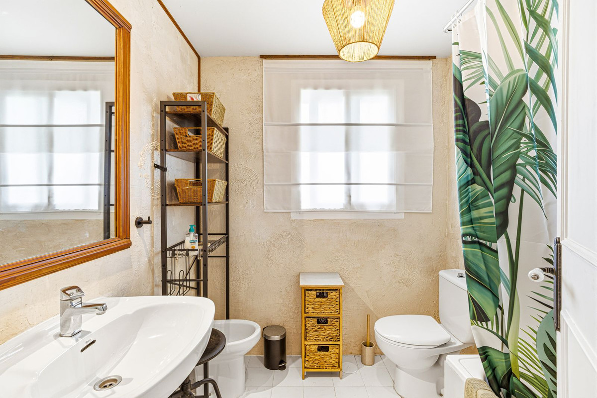 Se vende Apartamento Planta Baja de 2 dormitorios en Costa Del Sol, Málaga, España