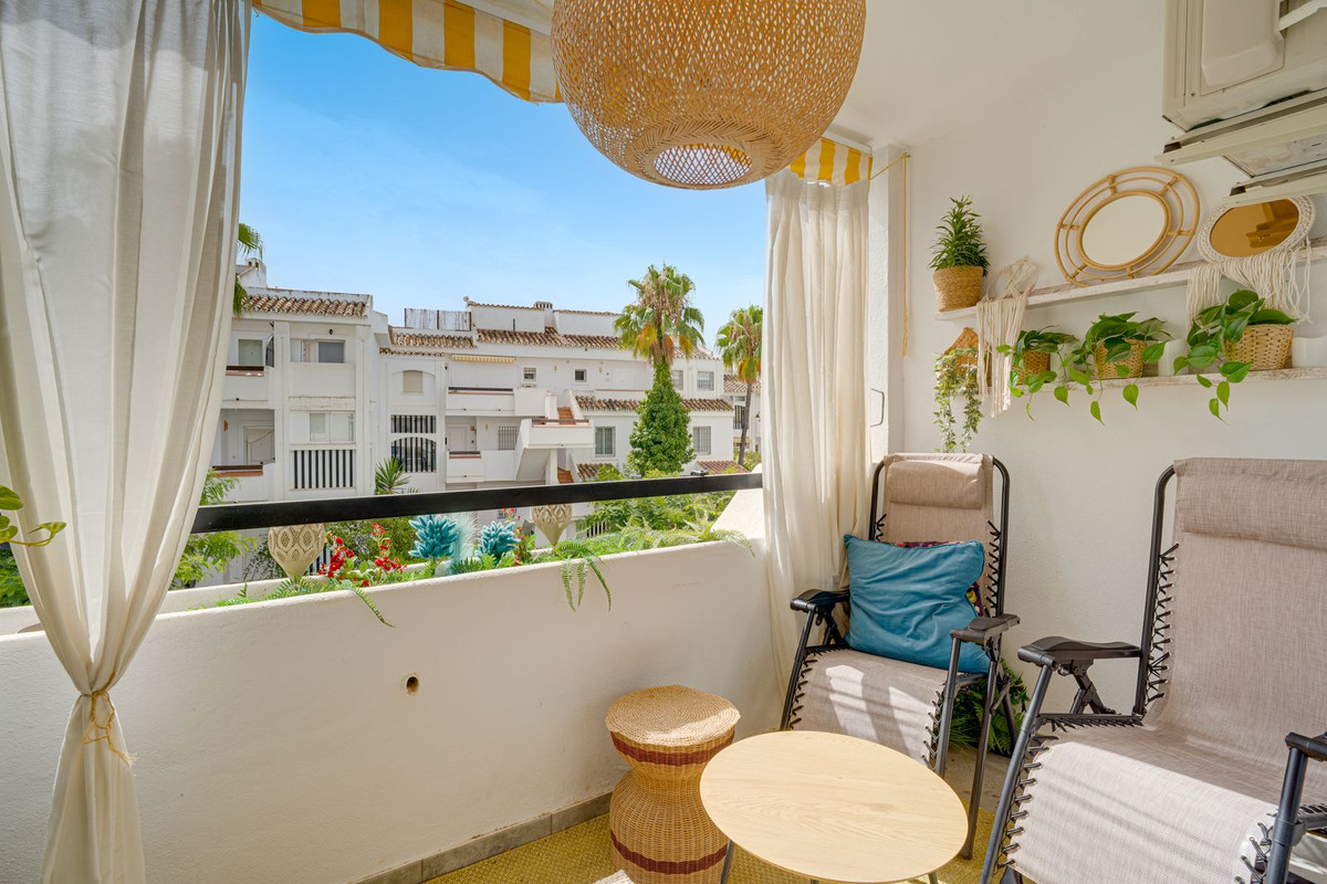 Se vende Apartamento Planta Baja de 2 dormitorios en Costa Del Sol, Málaga, España