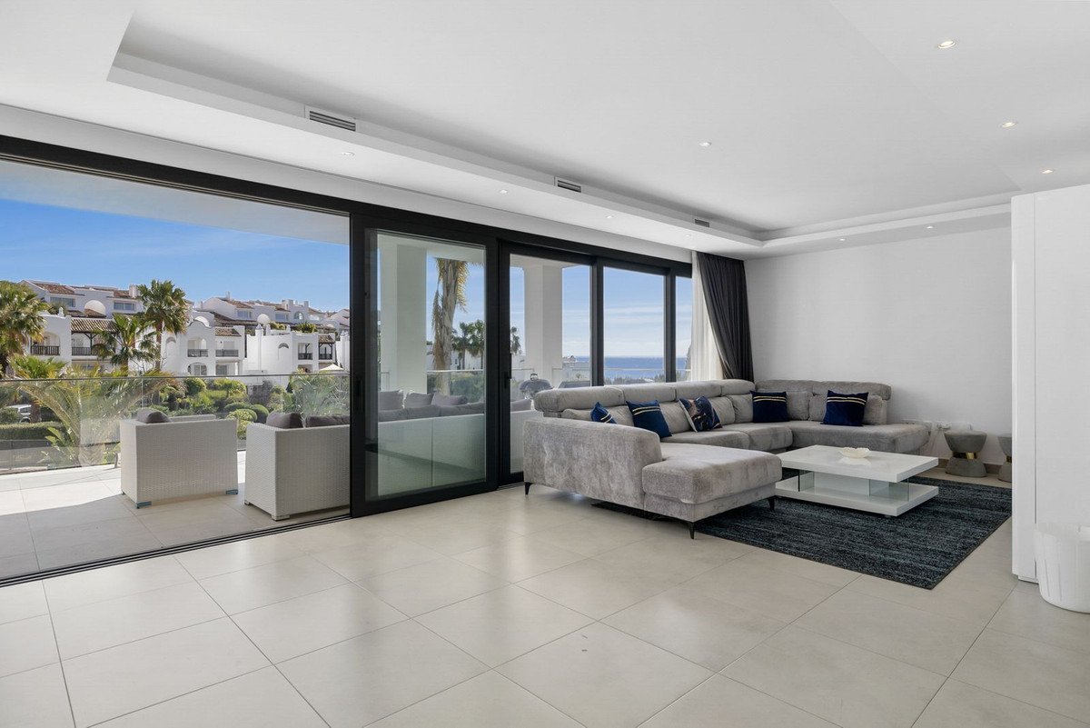Se vende Villa - Chalet de 6 dormitorios en Costa Del Sol, Málaga, España