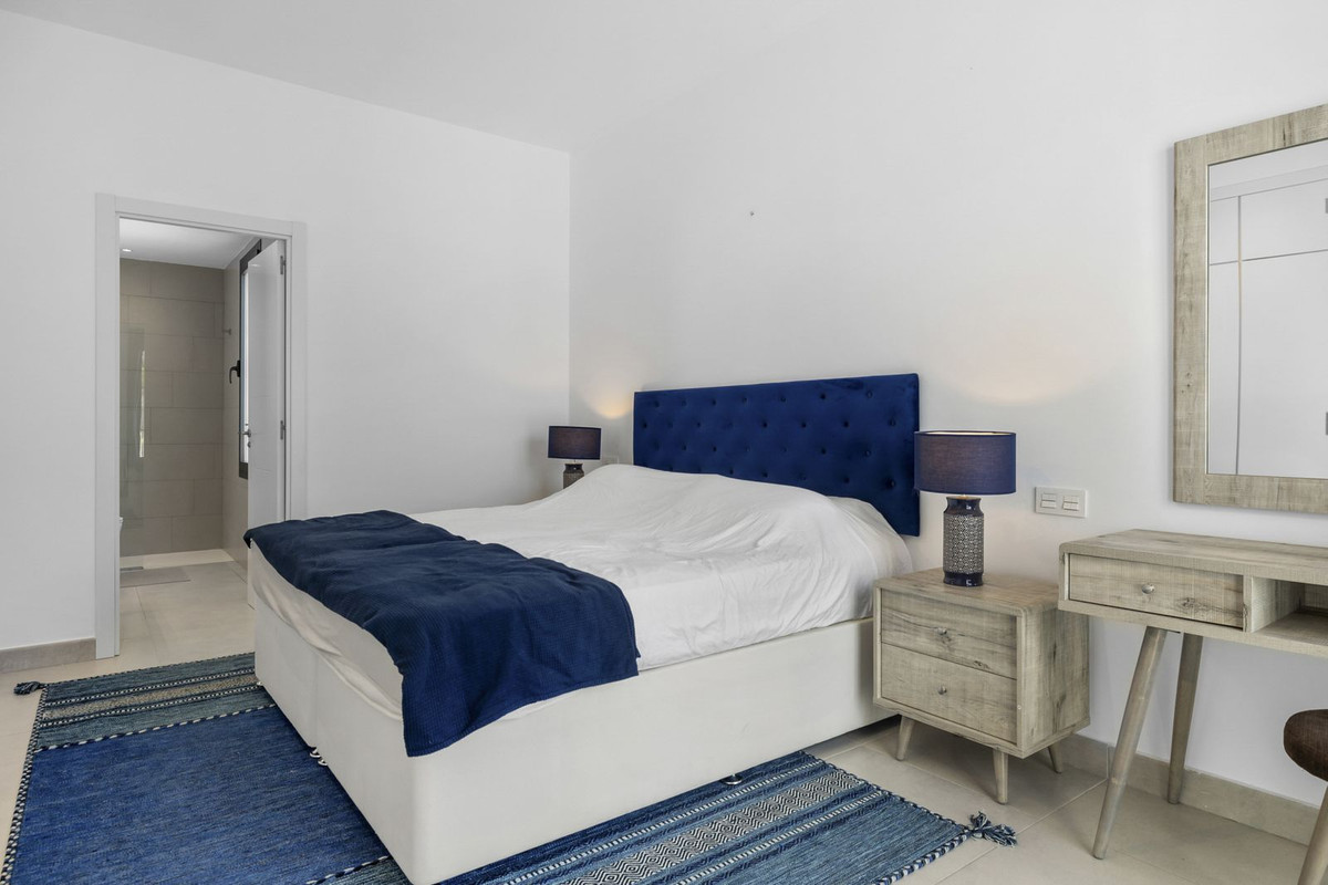 Se vende Villa - Chalet de 6 dormitorios en Costa Del Sol, Málaga, España