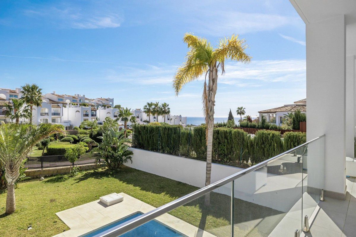 Se vende Villa - Chalet de 6 dormitorios en Costa Del Sol, Málaga, España