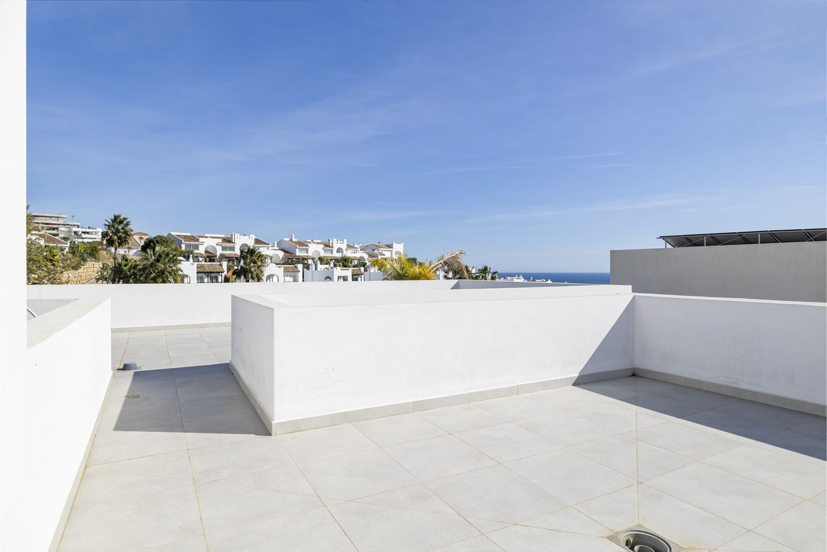 Se vende Villa - Chalet de 6 dormitorios en Costa Del Sol, Málaga, España