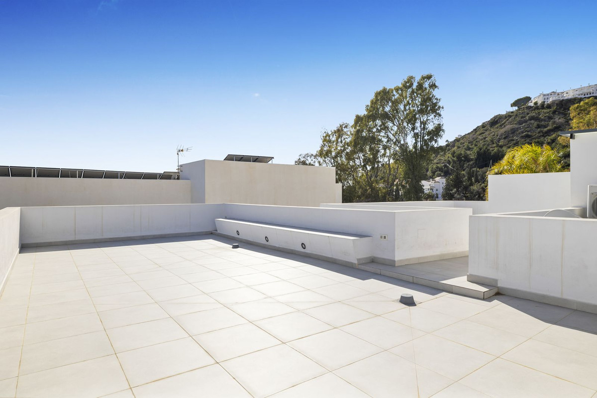 Se vende Villa - Chalet de 6 dormitorios en Costa Del Sol, Málaga, España