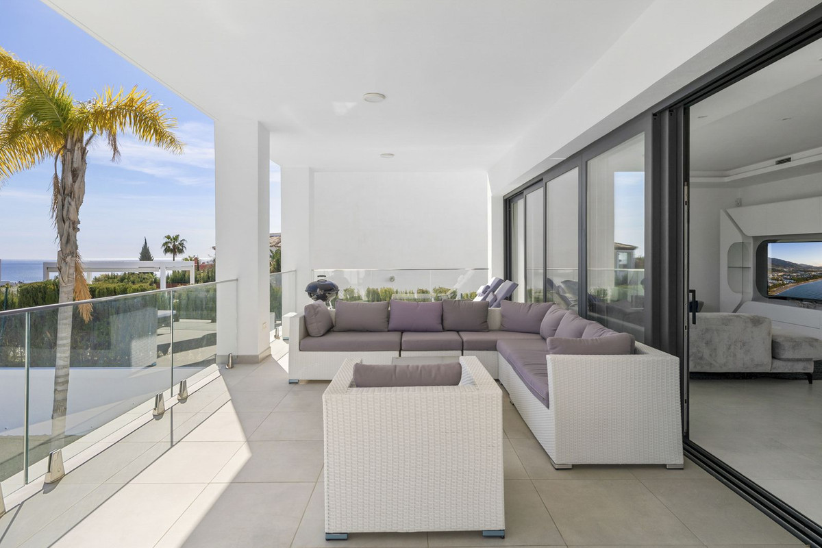 Se vende Villa - Chalet de 6 dormitorios en Costa Del Sol, Málaga, España