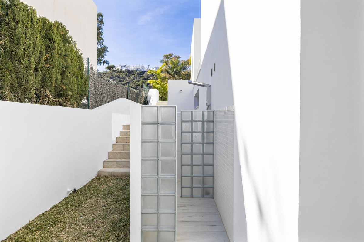 Se vende Villa - Chalet de 6 dormitorios en Costa Del Sol, Málaga, España