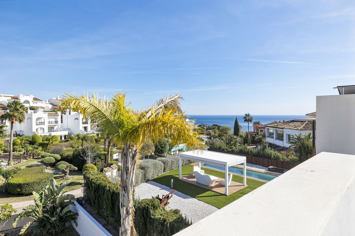 Se vende Villa - Chalet de 6 dormitorios en Costa Del Sol, Málaga, España