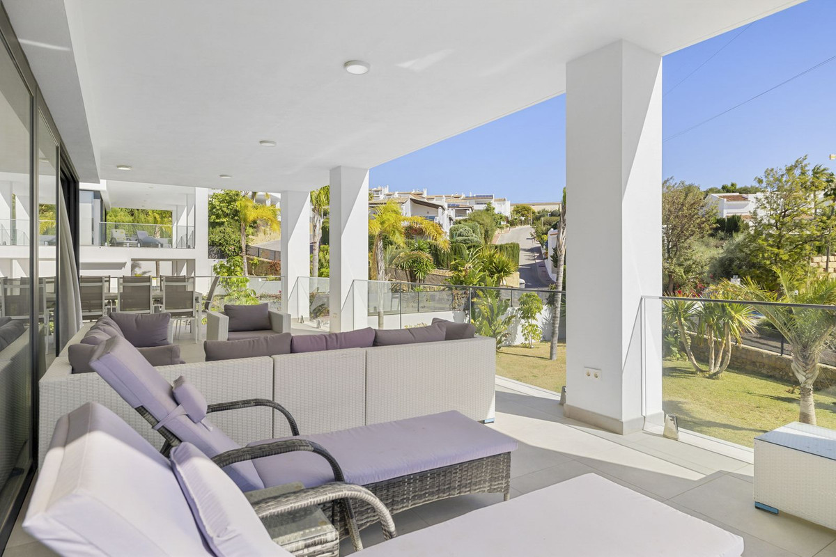 Se vende Villa - Chalet de 6 dormitorios en Costa Del Sol, Málaga, España