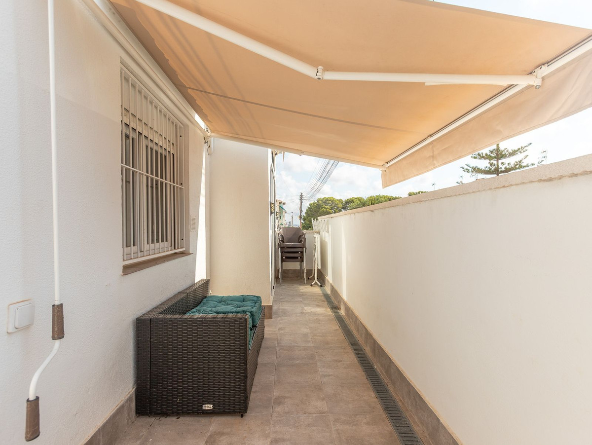 1 Bed Apartment for sale in Lago Jardin Costa Blanca, Alicante, Spain