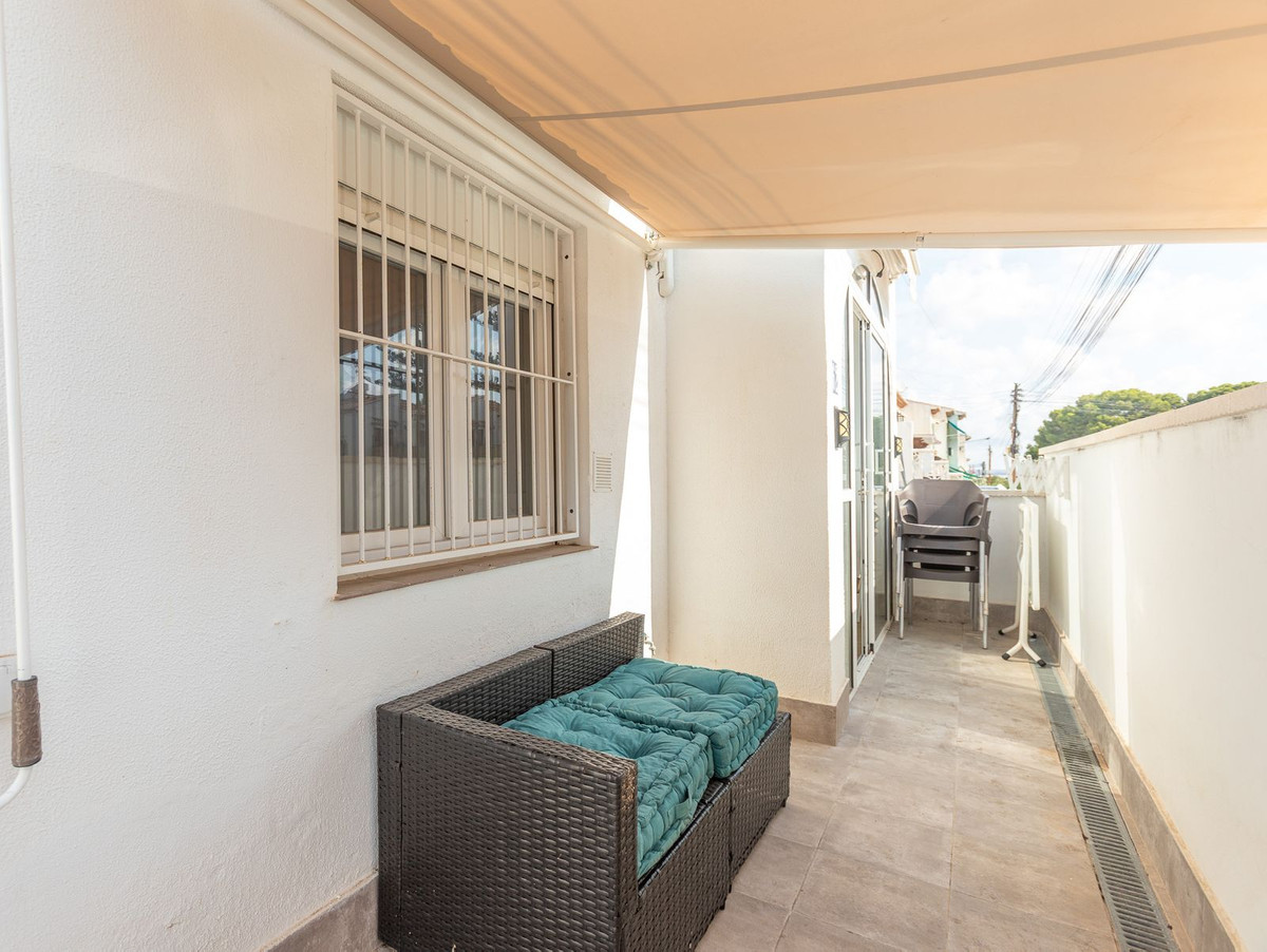 1 Bed Apartment for sale in Lago Jardin Costa Blanca, Alicante, Spain