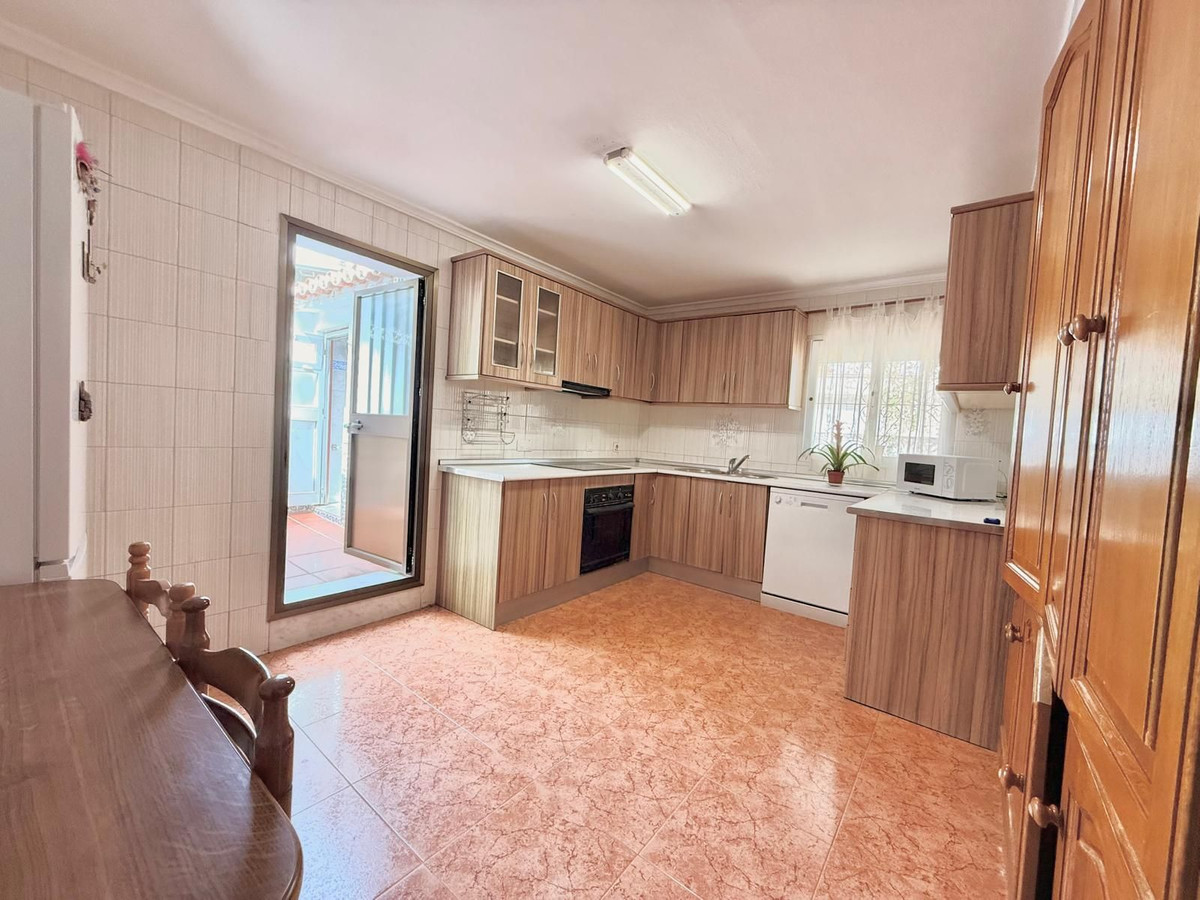 4 Bed Townhouse for sale in Mijas Costa Del Sol, Málaga, Spain