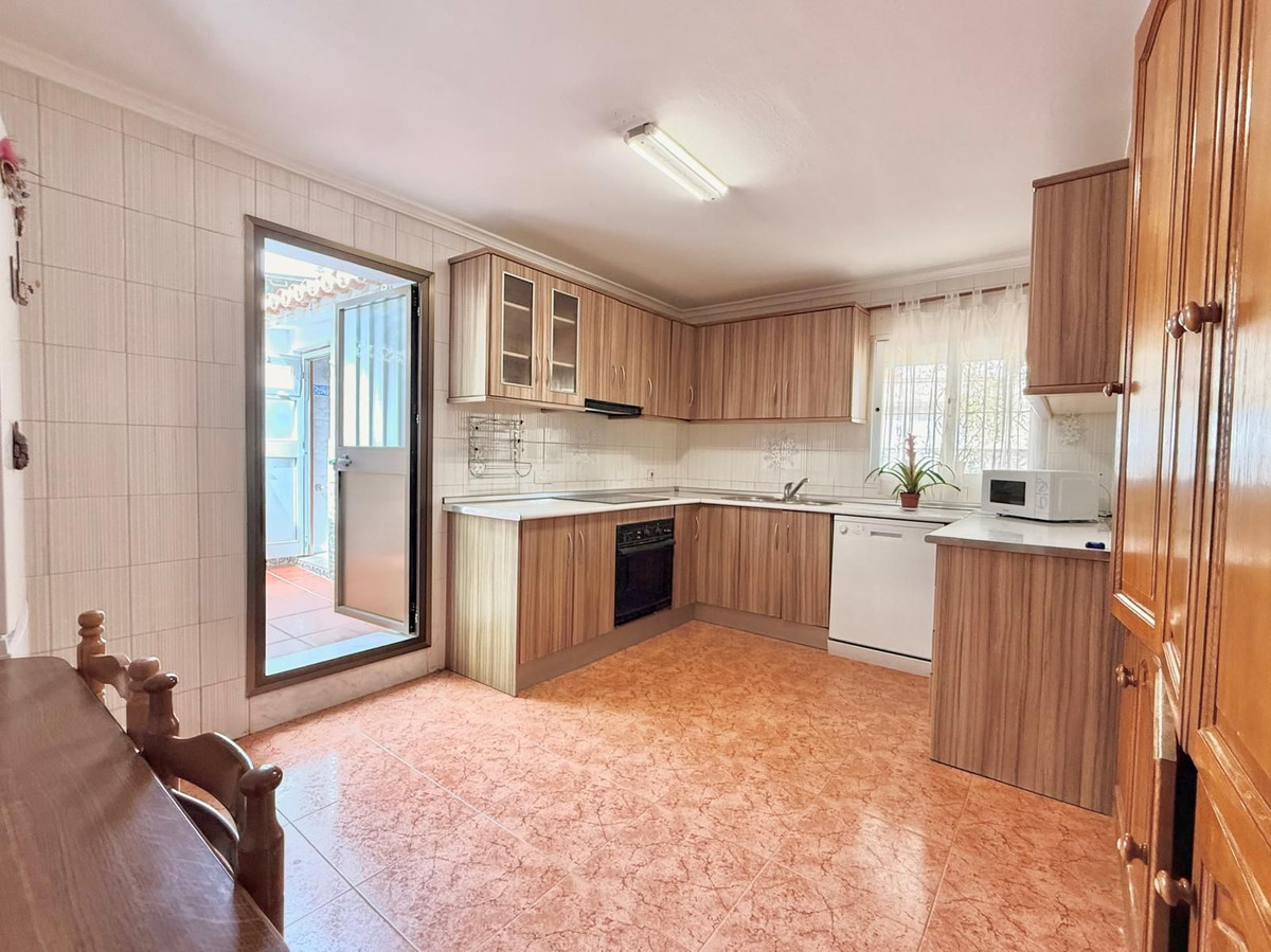 4 Bed Townhouse for sale in Mijas Costa Del Sol, Málaga, Spain