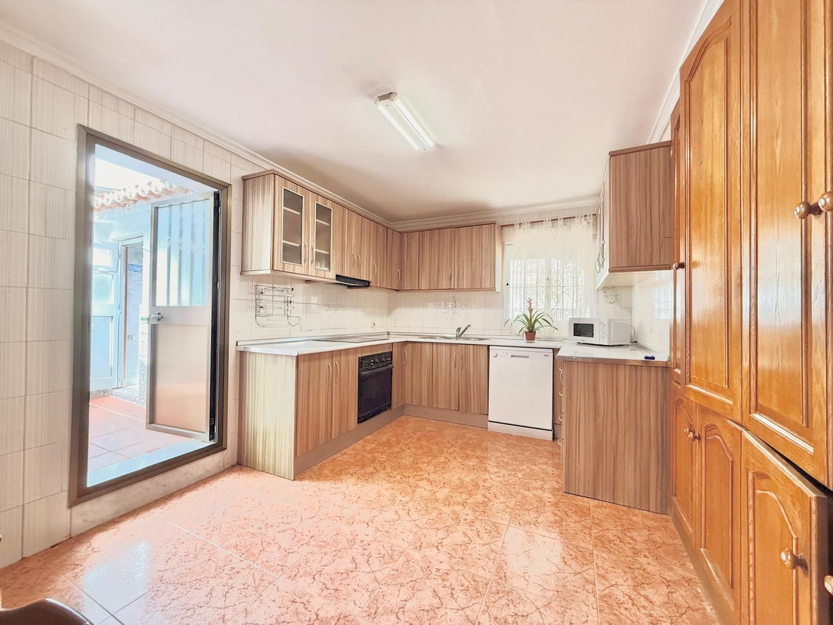 4 Bed Townhouse for sale in Mijas Costa Del Sol, Málaga, Spain