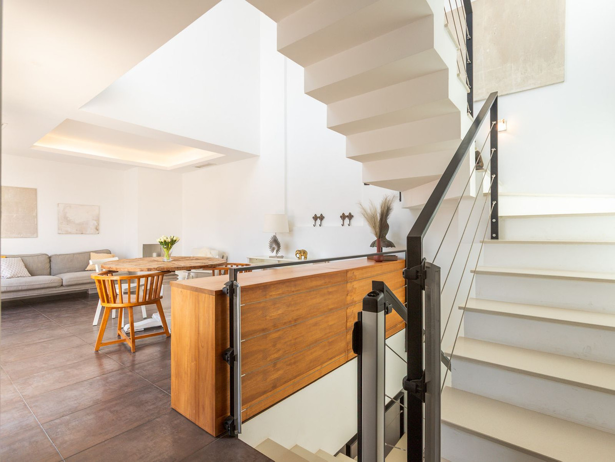 5 Bed Townhouse for sale in Torrevieja Costa Blanca, Alicante, Spain