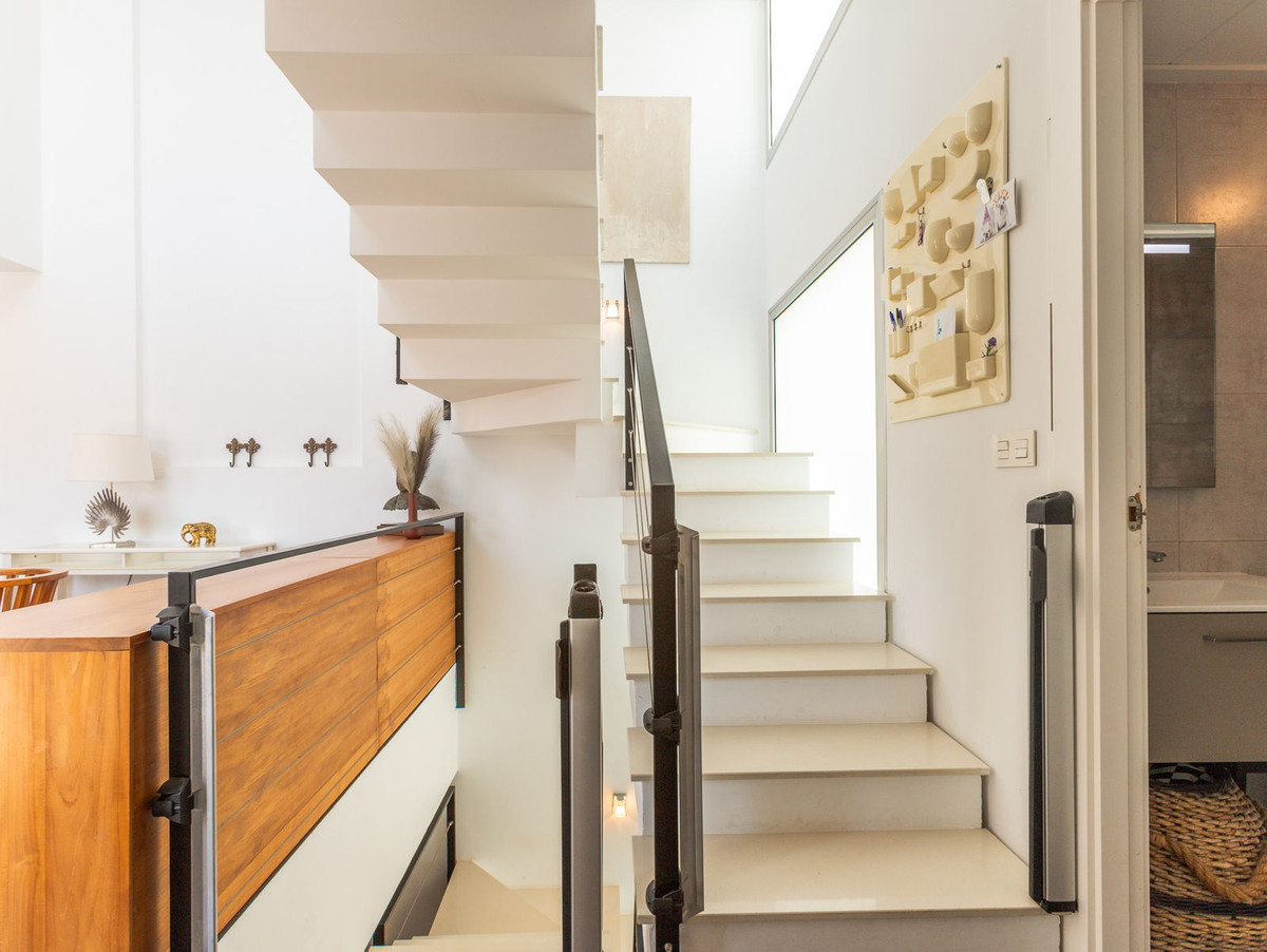 5 Bed Townhouse for sale in Torrevieja Costa Blanca, Alicante, Spain