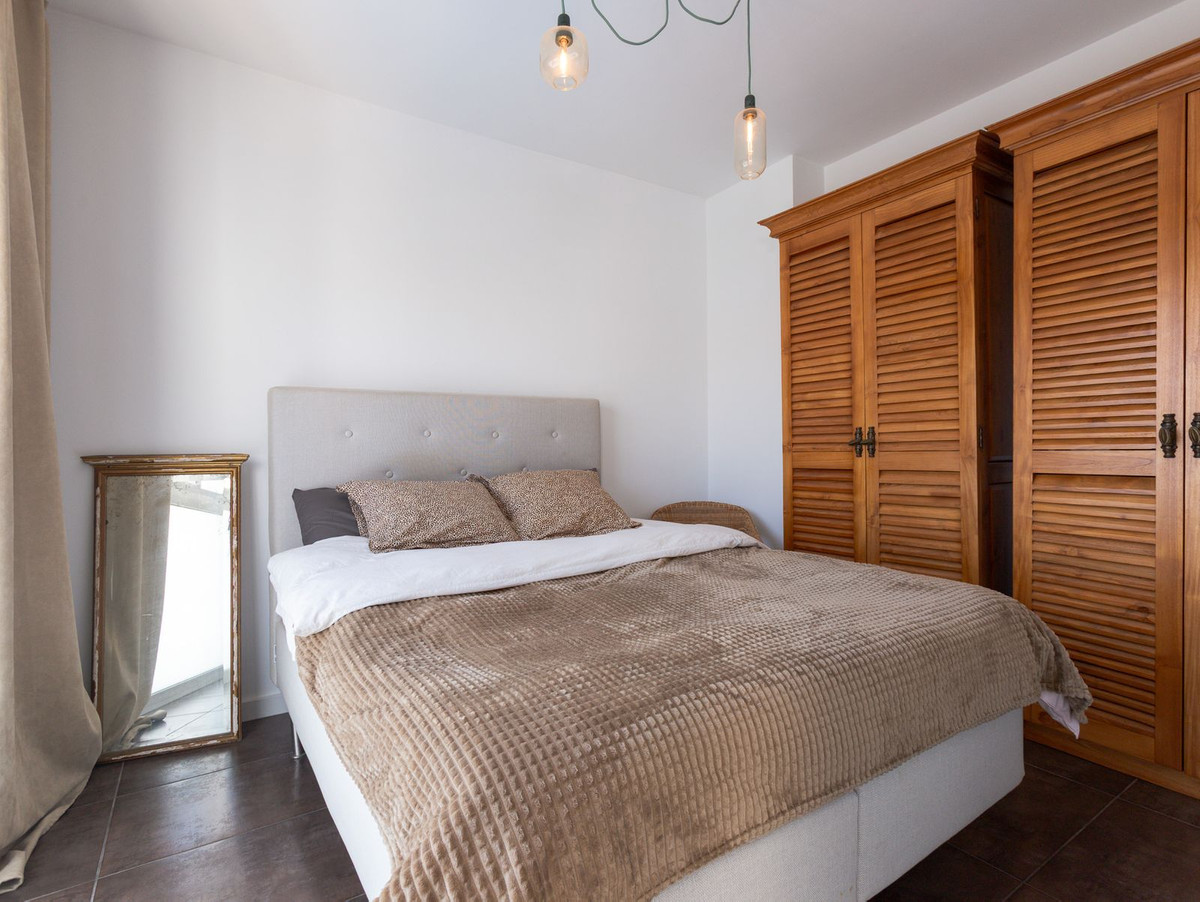 5 Bed Townhouse for sale in Torrevieja Costa Blanca, Alicante, Spain