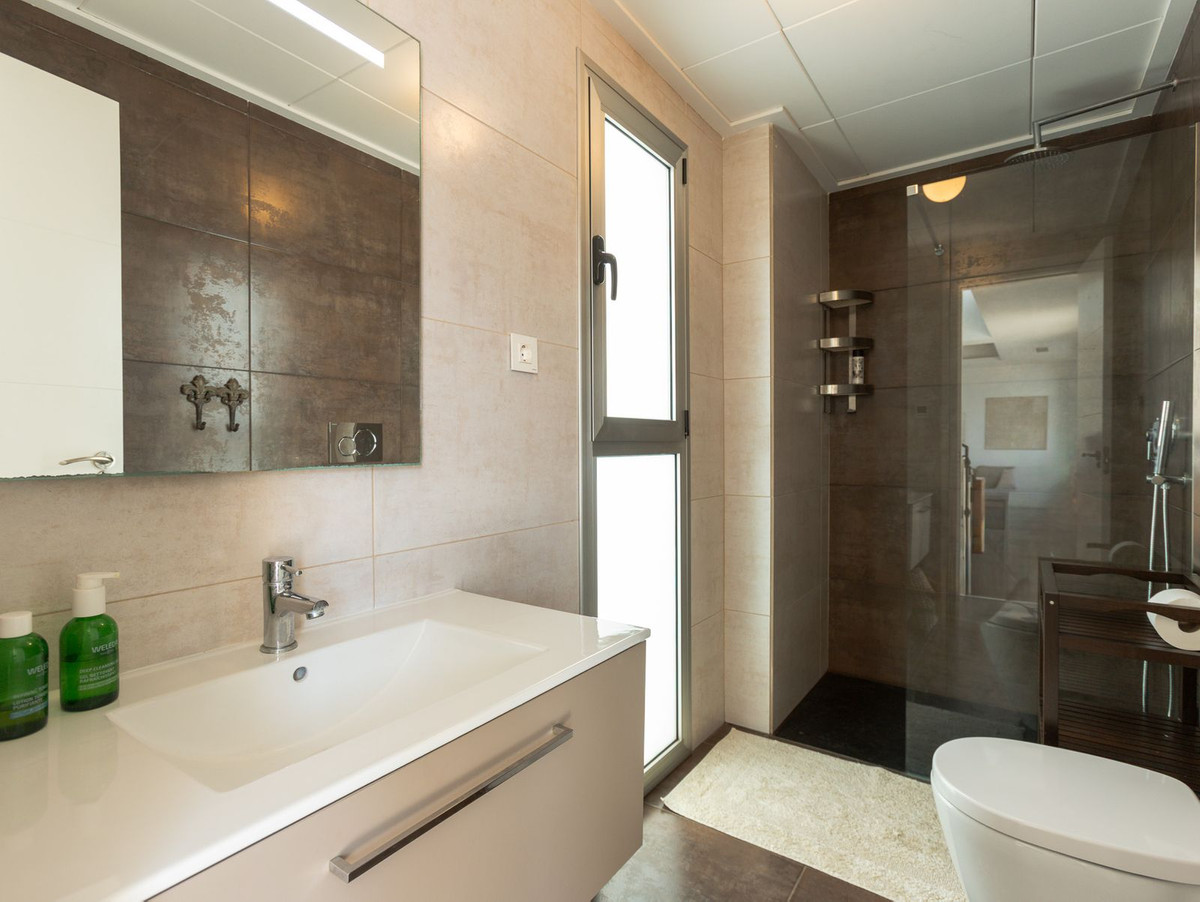 5 Bed Townhouse for sale in Torrevieja Costa Blanca, Alicante, Spain