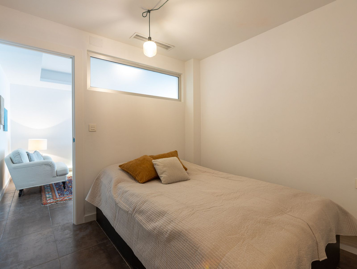 5 Bed Townhouse for sale in Torrevieja Costa Blanca, Alicante, Spain
