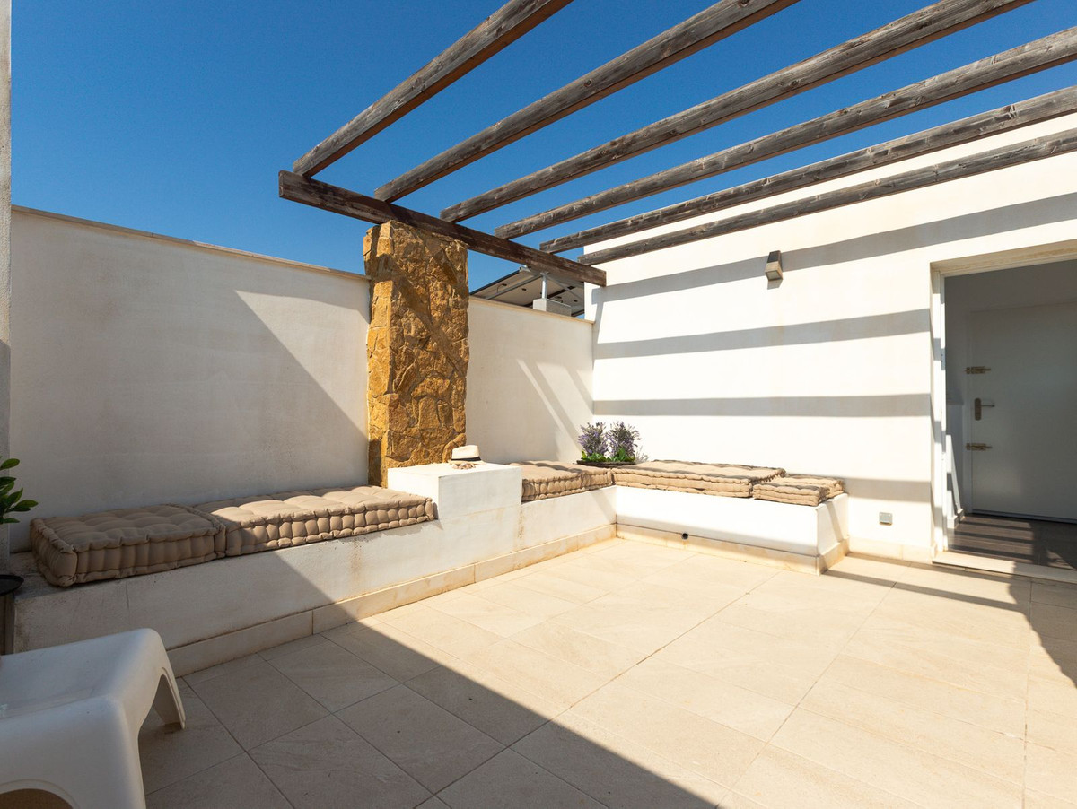 5 Bed Townhouse for sale in Torrevieja Costa Blanca, Alicante, Spain