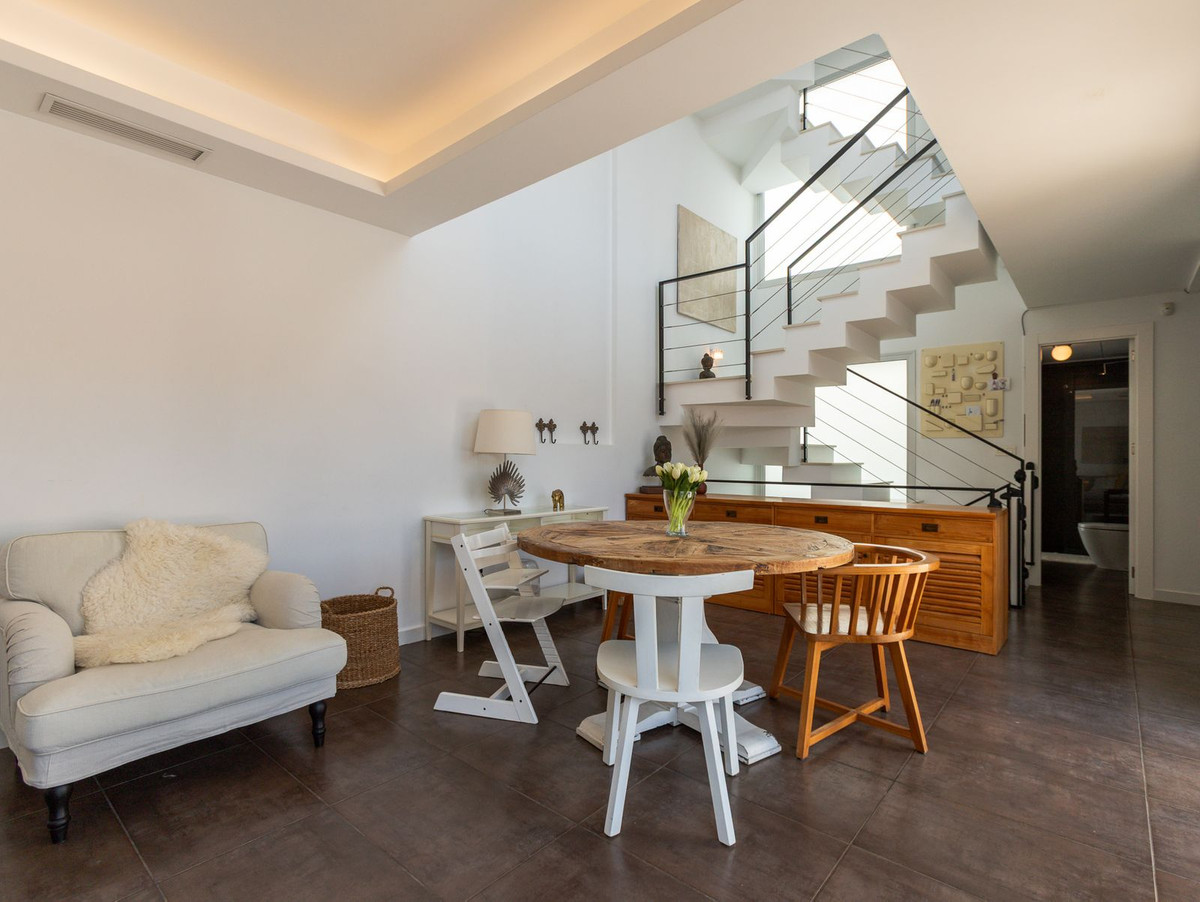 5 Bed Townhouse for sale in Torrevieja Costa Blanca, Alicante, Spain