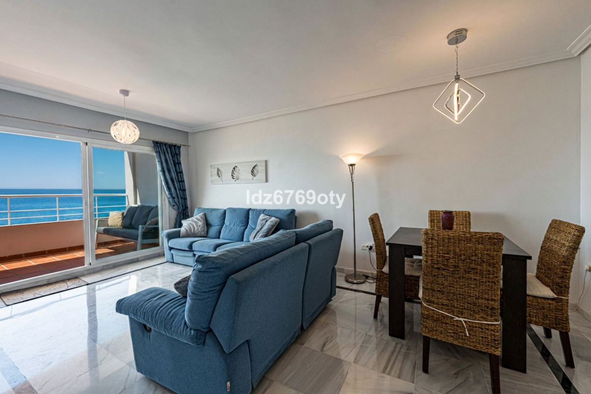 3 Bed Apartment for sale in Benalmadena Costa Costa Del Sol, Málaga, Spain