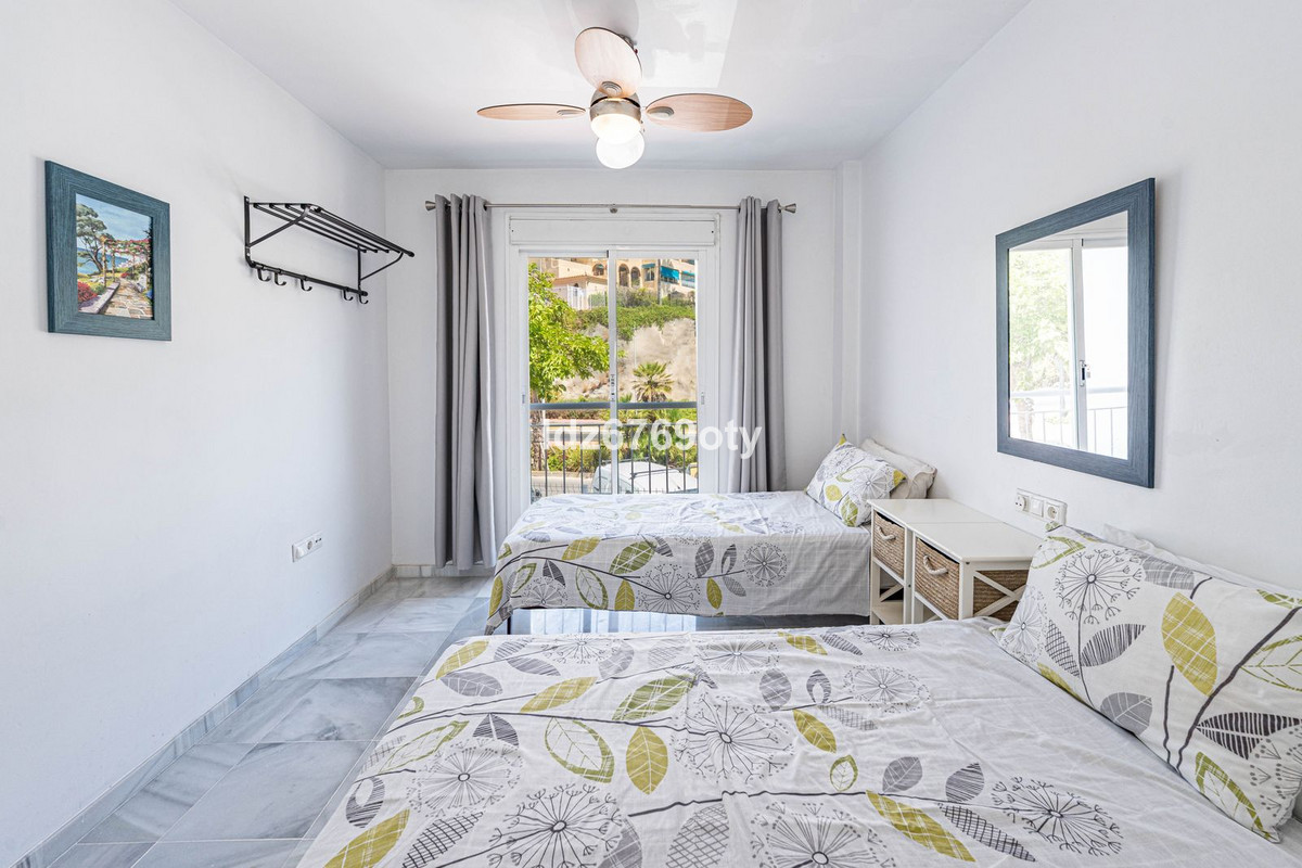 3 Bed Apartment for sale in Benalmadena Costa Costa Del Sol, Málaga, Spain