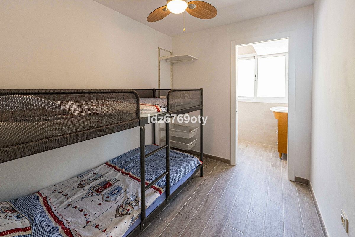 3 Bed Apartment for sale in Benalmadena Costa Costa Del Sol, Málaga, Spain