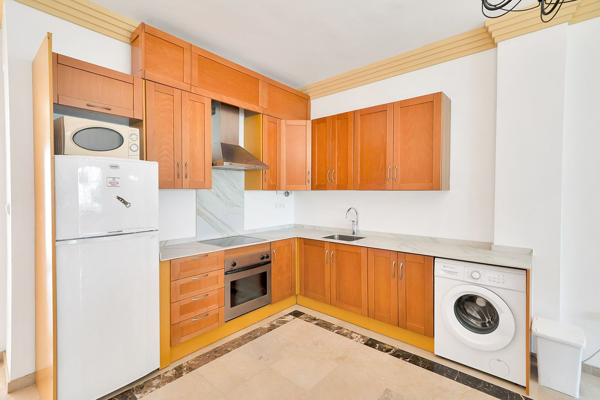3 Bed Apartment for sale in Nueva Andalucía Costa Del Sol, Málaga, Spain