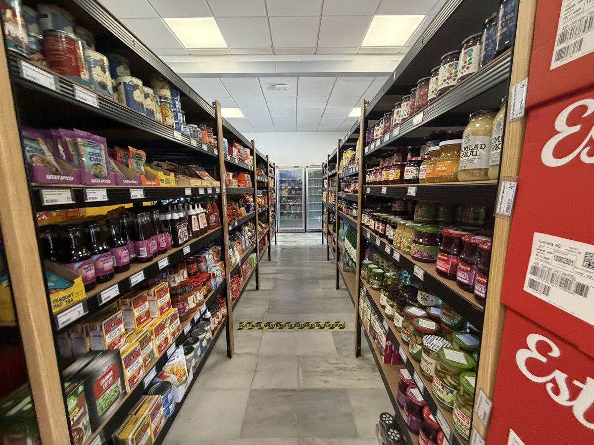 Commercial unit for sale in La Duquesa Costa Del Sol, Málaga, Spain