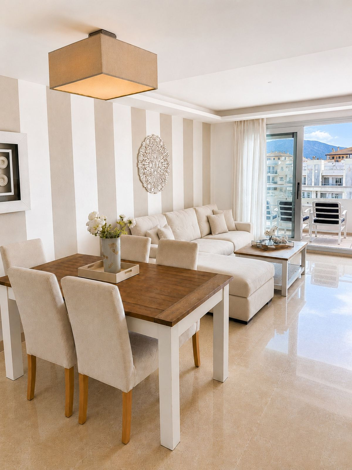 3 Bed Apartment for sale in San Pedro De Alcántara Costa Del Sol, Málaga, Spain