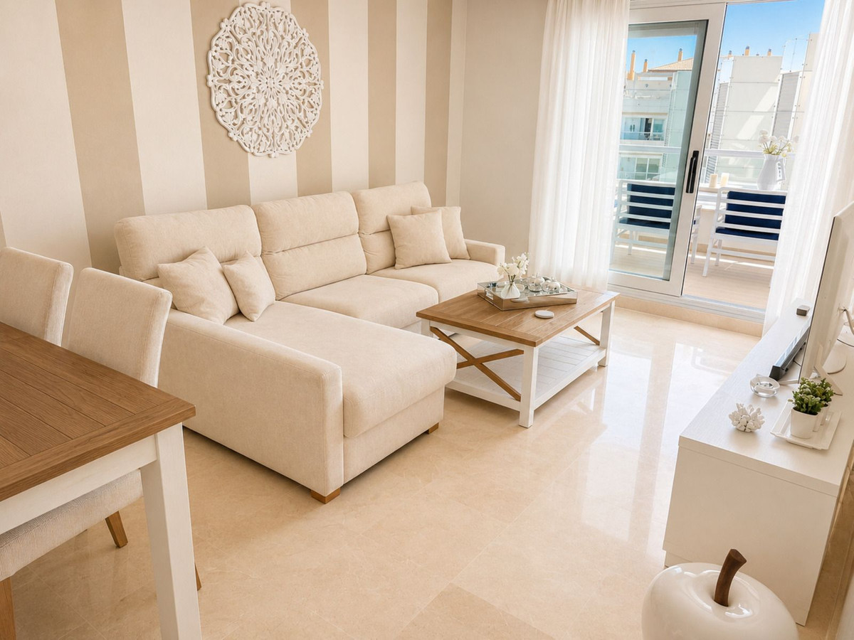 3 Bed Apartment for sale in San Pedro De Alcántara Costa Del Sol, Málaga, Spain