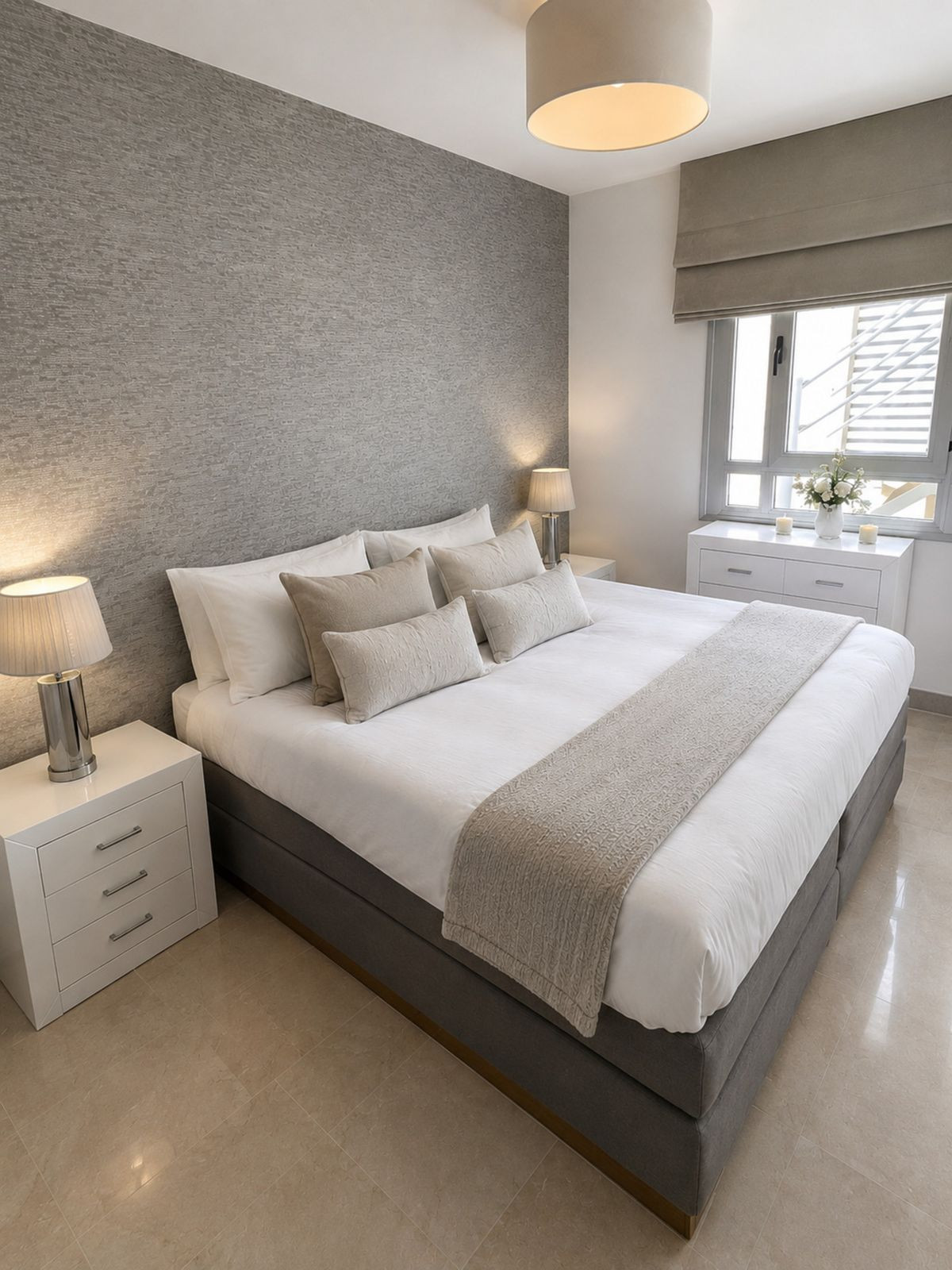 3 Bed Apartment for sale in San Pedro De Alcántara Costa Del Sol, Málaga, Spain