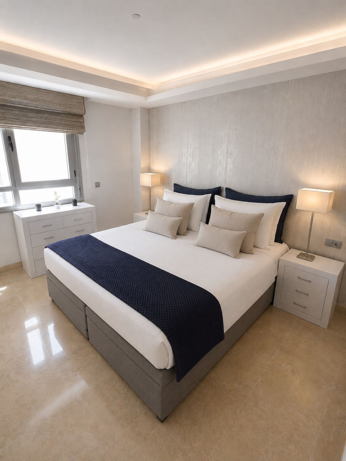 3 Bed Apartment for sale in San Pedro De Alcántara Costa Del Sol, Málaga, Spain