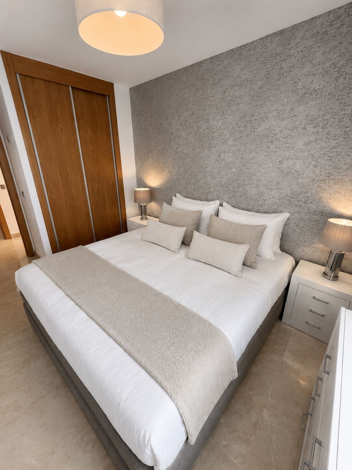 3 Bed Apartment for sale in San Pedro De Alcántara Costa Del Sol, Málaga, Spain