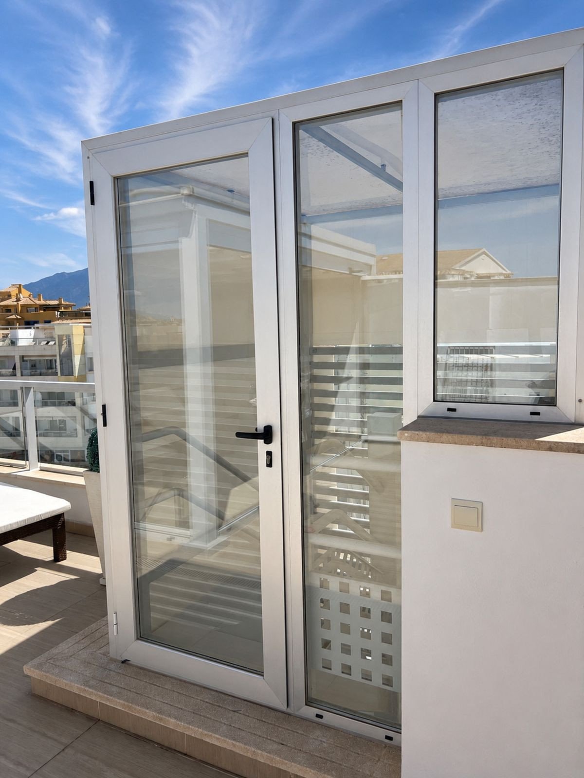 3 Bed Apartment for sale in San Pedro De Alcántara Costa Del Sol, Málaga, Spain