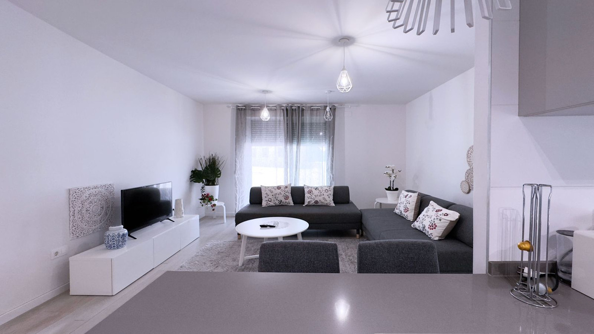Se vende Apartamento Planta Baja de 2 dormitorios en Costa Del Sol, Málaga, España